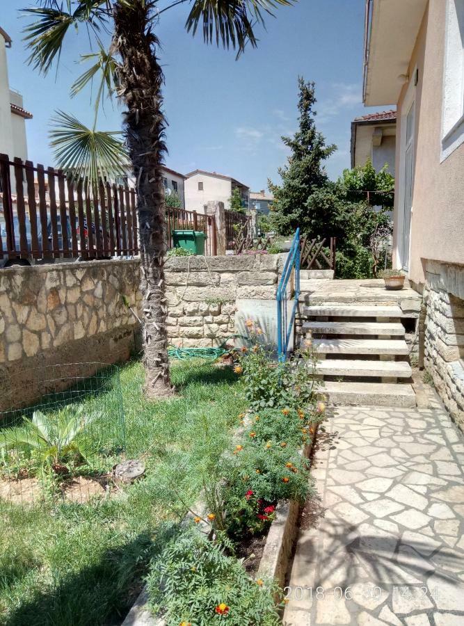 Apartman Vivian Pula Dış mekan fotoğraf