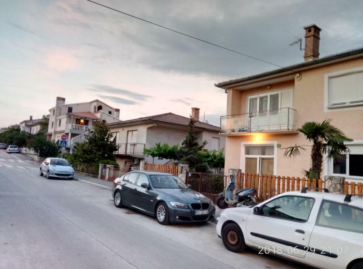 Apartman Vivian Pula Dış mekan fotoğraf