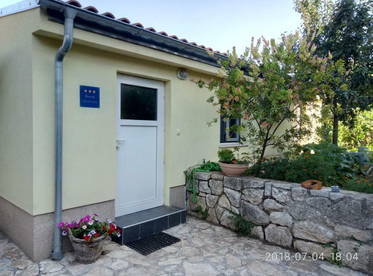 Apartman Vivian Pula Dış mekan fotoğraf