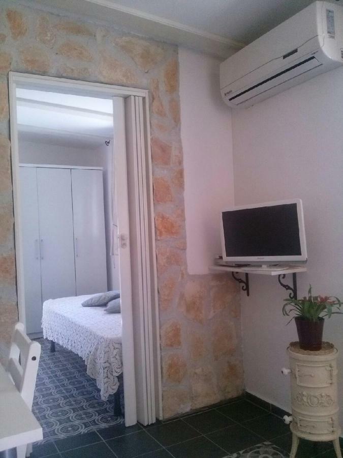 Apartman Vivian Pula Dış mekan fotoğraf